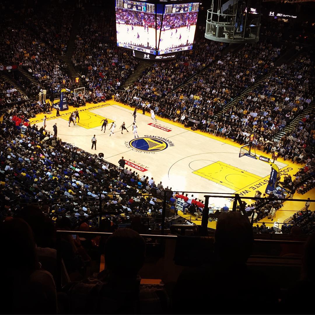 First time at an NBA game.. Warriors v Mavericks at Oracle Arena #nba #goldenstate #warriors #oakland #ca 